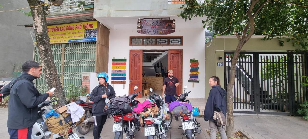 Rainbow House Ha Giang Vandrarhem Exteriör bild